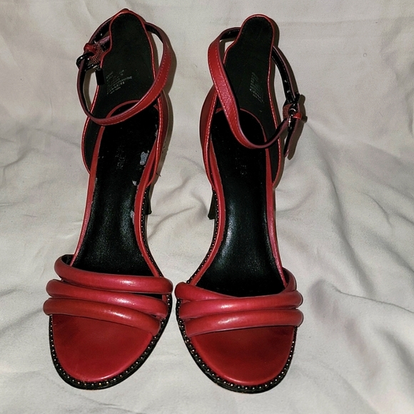 👠💣👠💣Women's Coach Burgundy Heels💣👠💣👠 Size: 6 - Picture 5 of 10